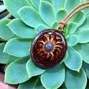 LIKE NEW Green Aventurine Pinecone Necklace